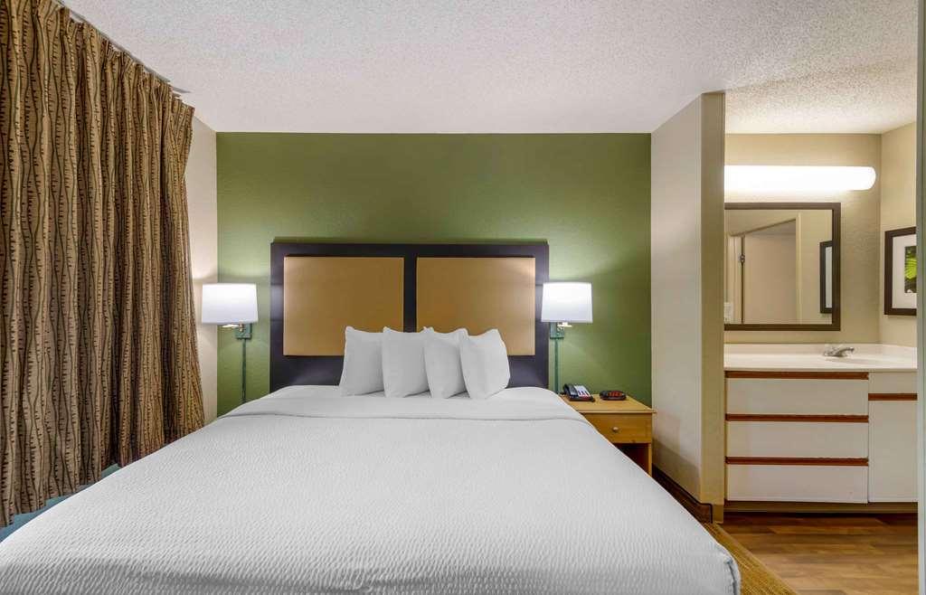 Extended Stay America Suites - Atlanta - Marietta - Powers Ferry Rd Sandy Springs Habitación foto