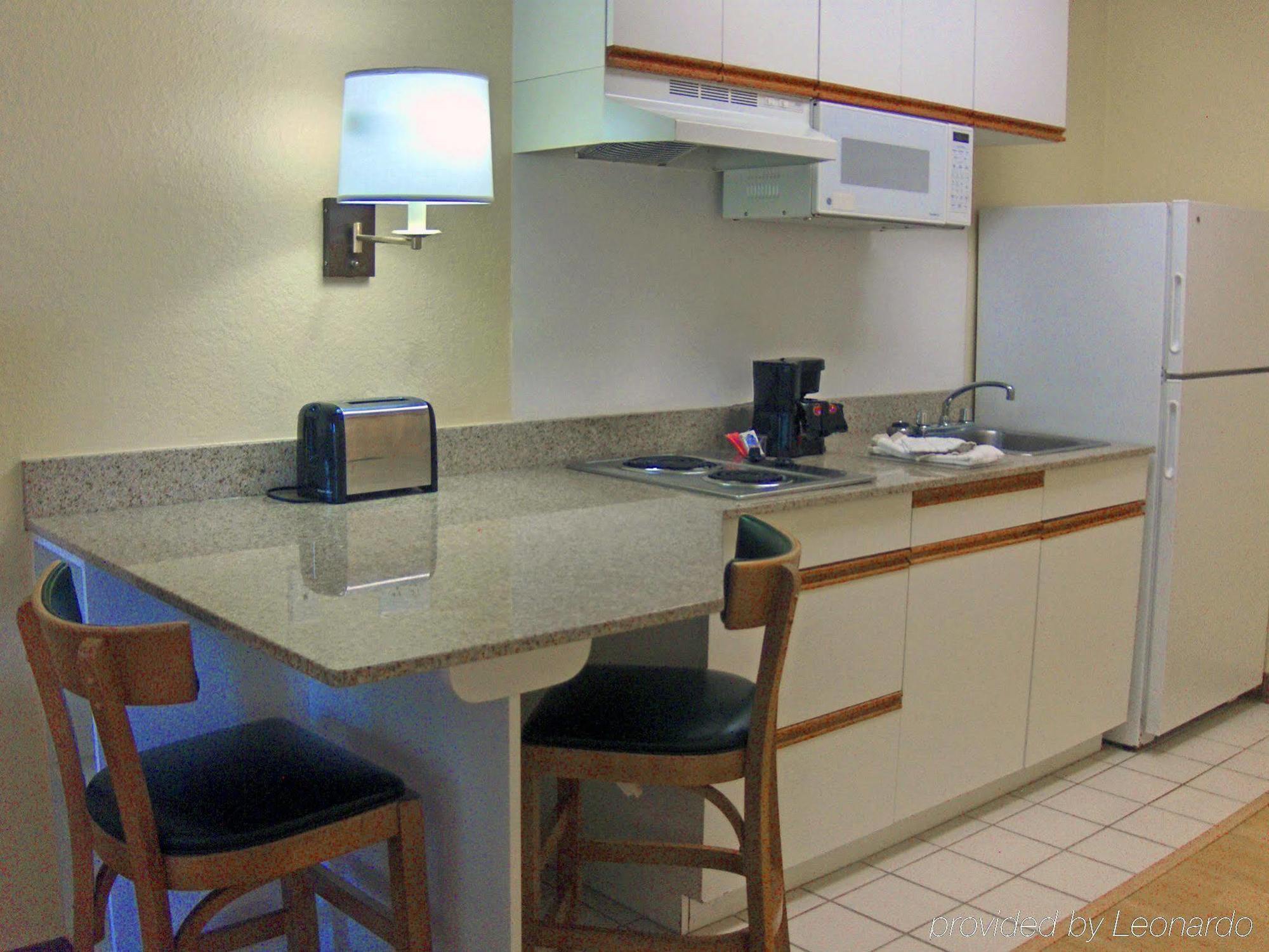 Extended Stay America Suites - Atlanta - Marietta - Powers Ferry Rd Sandy Springs Exterior foto